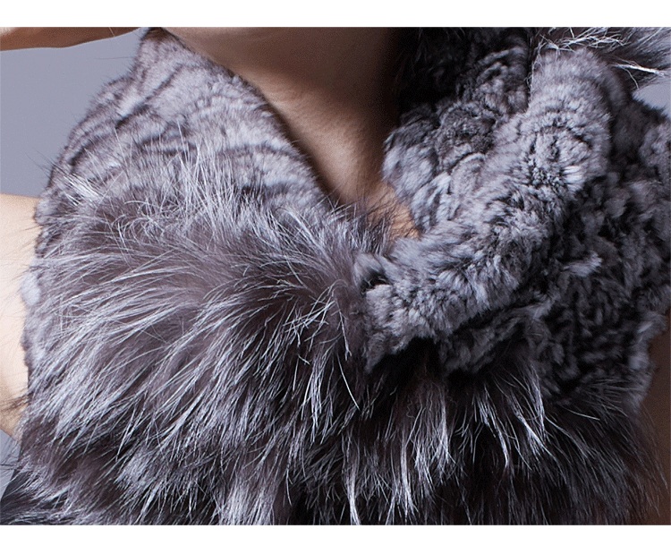 Chinchilla Fur Knitted Wrap Neckwarmer with Silver Fox Fur Trim 043 Details 1