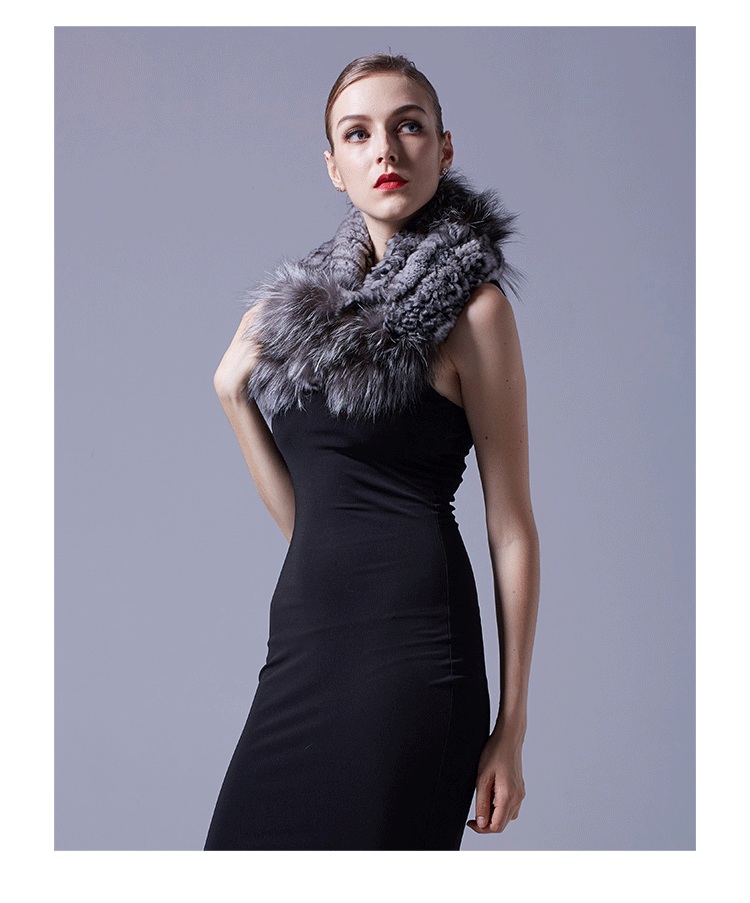 Chinchilla Fur Knitted Wrap Neckwarmer with Silver Fox Fur Trim 043 Details 2