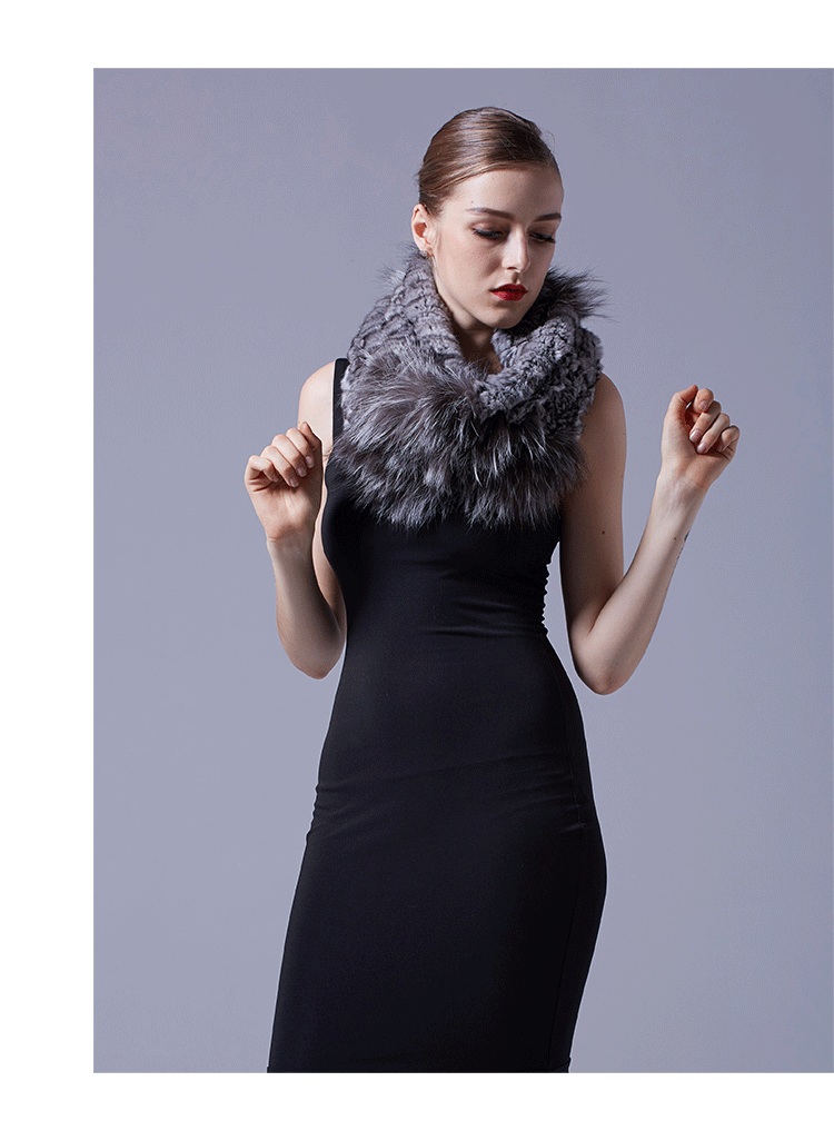 Chinchilla Fur Knitted Wrap Neckwarmer with Silver Fox Fur Trim 043 Details 5