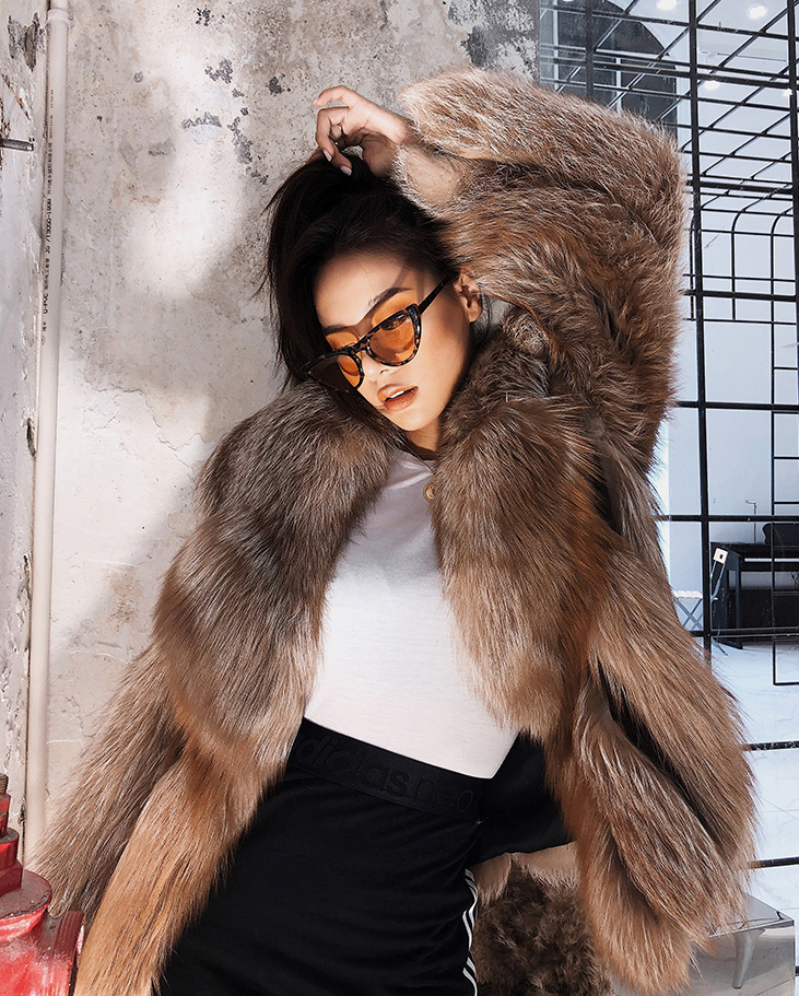 Cropped Chocolate Fox Fur Jacket 271 Details 2